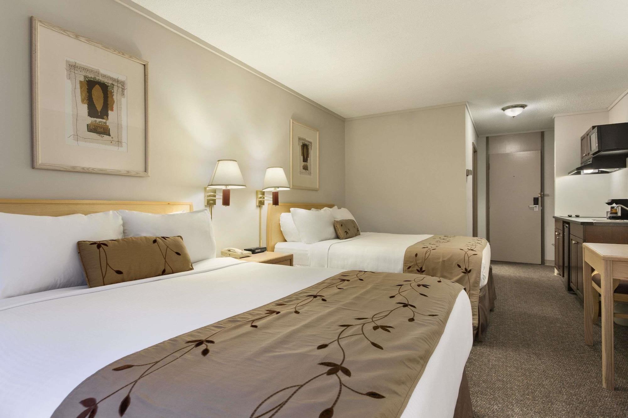Days Inn By Wyndham Victoria Airport Sidney Εξωτερικό φωτογραφία
