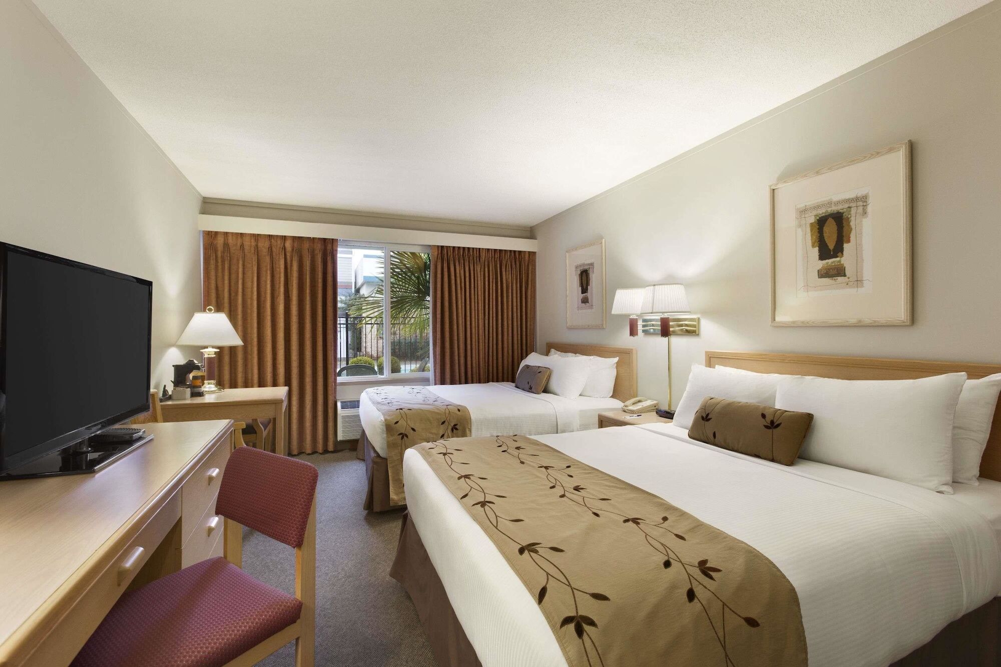 Days Inn By Wyndham Victoria Airport Sidney Εξωτερικό φωτογραφία